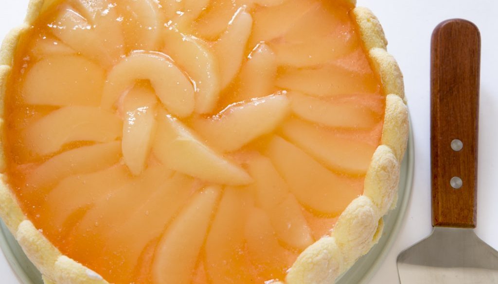 pear and apricot frangipane tart
